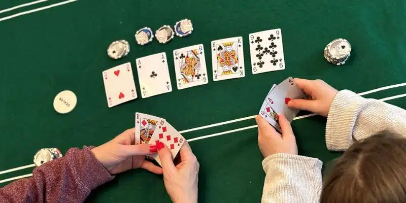 Lợi ích của việc chọn bài cẩn thận trong cách chơi Poker 